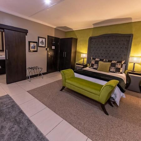 Altissimo Guesthouse Bloemfontein Extérieur photo